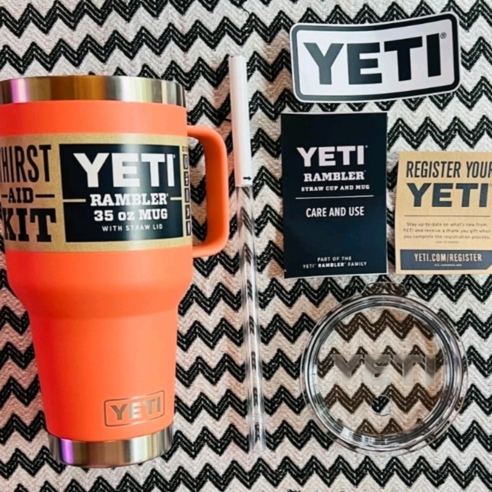 Yeti Rambler 35 oz Mug with Straw Lid - Bold Orange